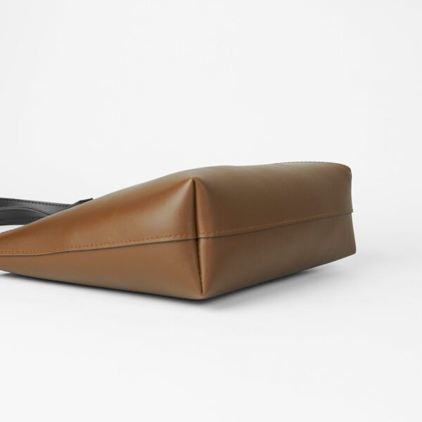 Criss Cross Bag brown & black - Image 4